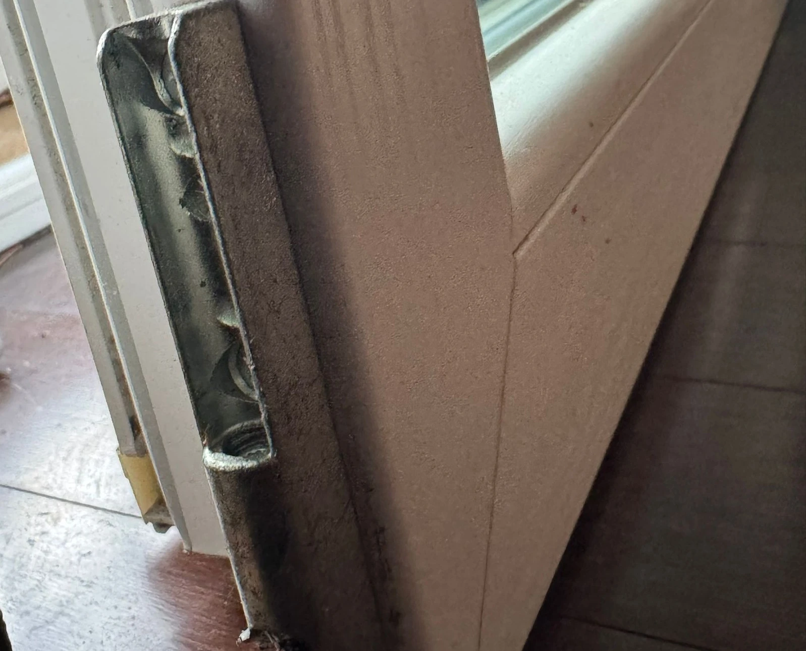 riparazione infissi roma collatina assistenza finestre e tapparelle casa h24
